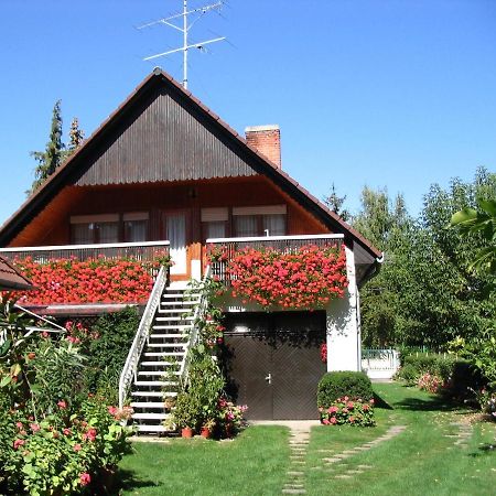 Ferienwohnung Marika-Lak Siófok Exterior foto