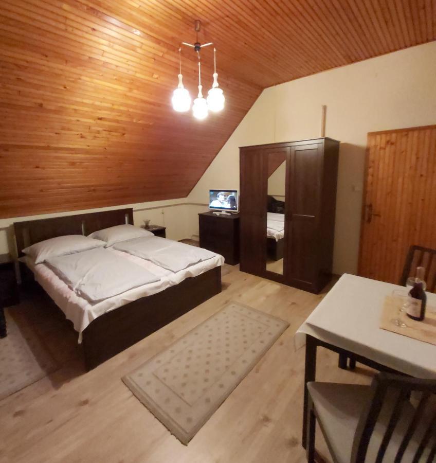 Ferienwohnung Marika-Lak Siófok Exterior foto