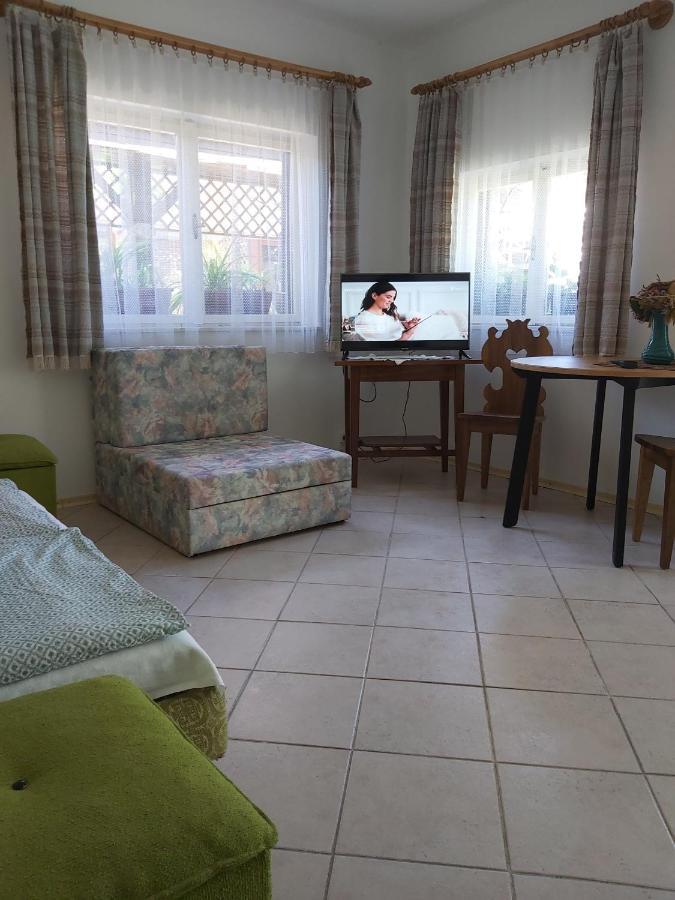 Ferienwohnung Marika-Lak Siófok Exterior foto